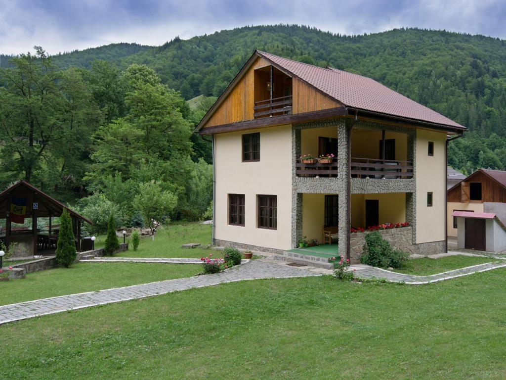 Pensiunea Bobu Hotel Izvoru Muntelui Buitenkant foto