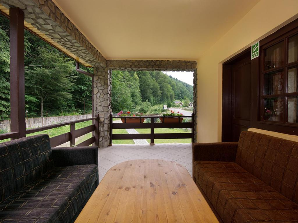 Pensiunea Bobu Hotel Izvoru Muntelui Buitenkant foto