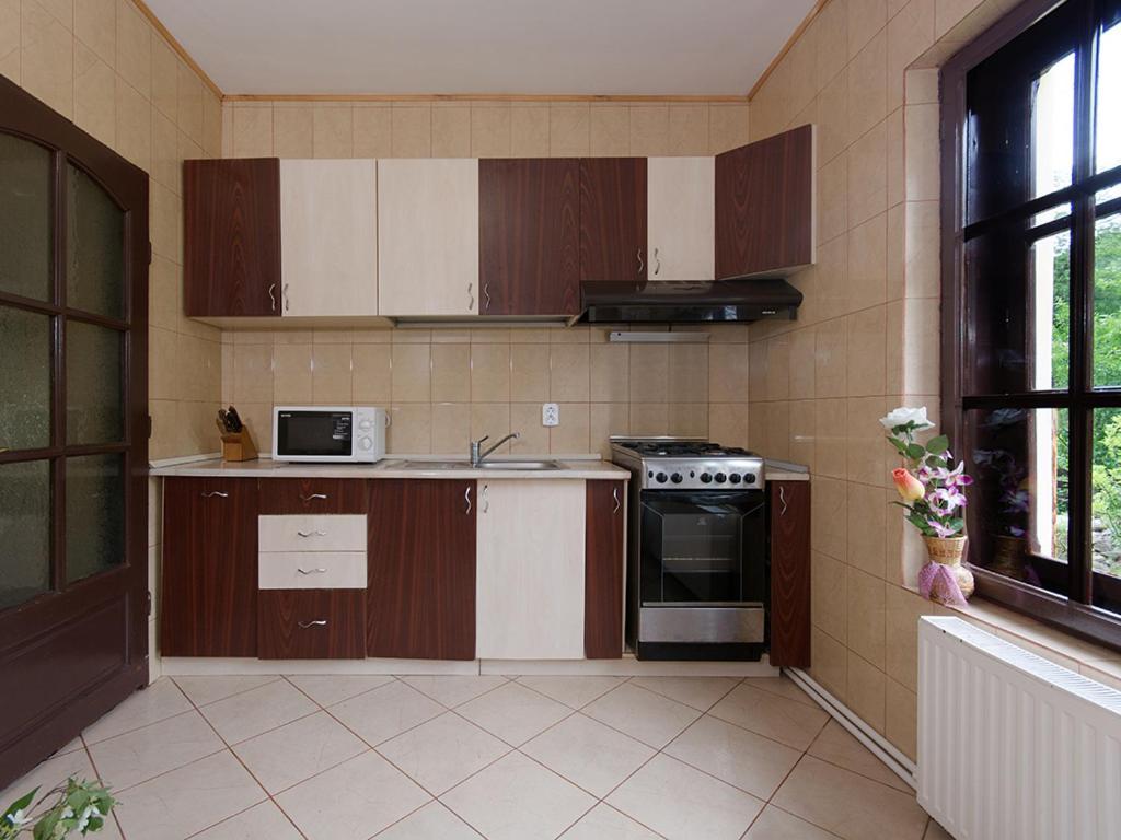 Pensiunea Bobu Hotel Izvoru Muntelui Buitenkant foto