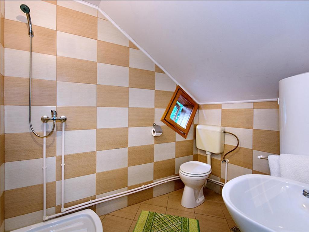 Pensiunea Bobu Hotel Izvoru Muntelui Buitenkant foto